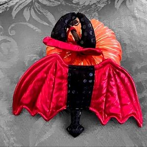 Devil costume - Dog.